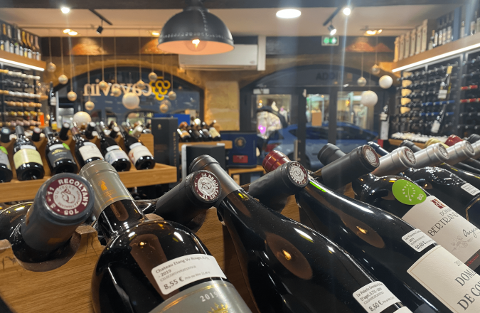 Belle sélection de vins dans la cave CAVAVIN Villefranche-sur-Saône